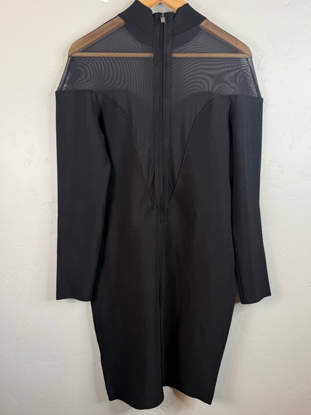 NWT Marciano Diana Long Sleeve Dress Black Size 10 - Picture 3 of 9